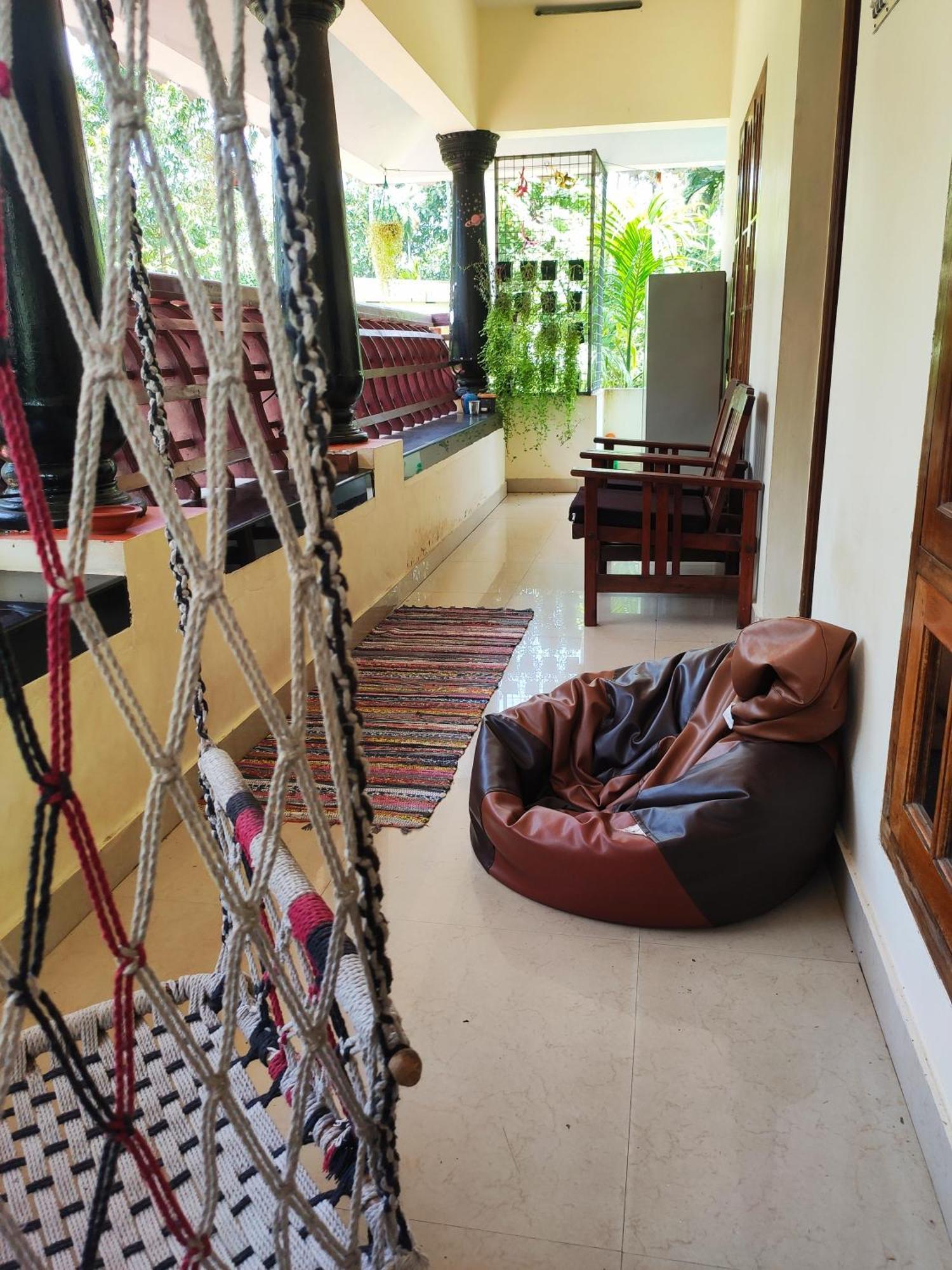 Happy Buddha Homestay Варкала Екстер'єр фото