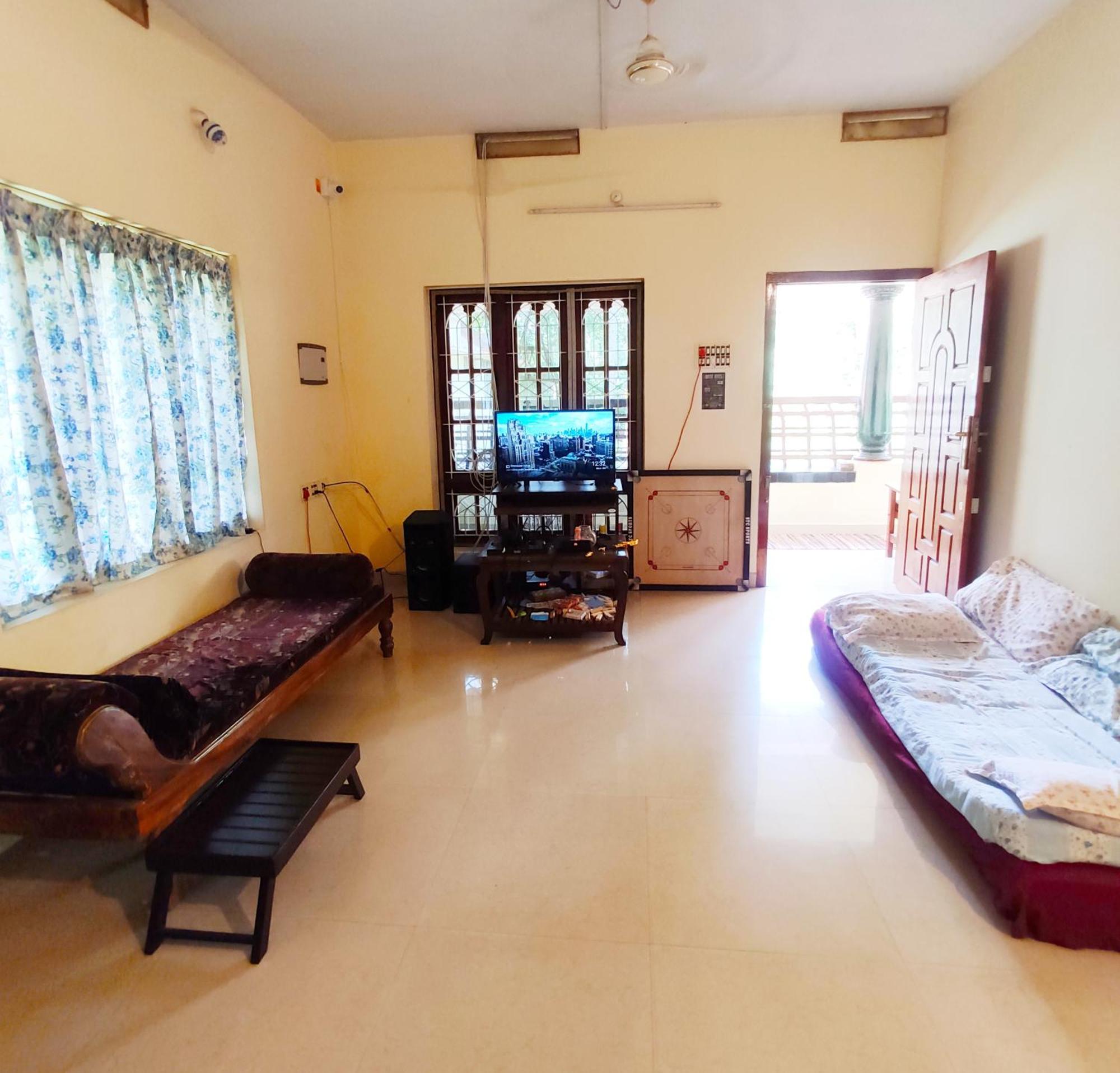 Happy Buddha Homestay Варкала Екстер'єр фото