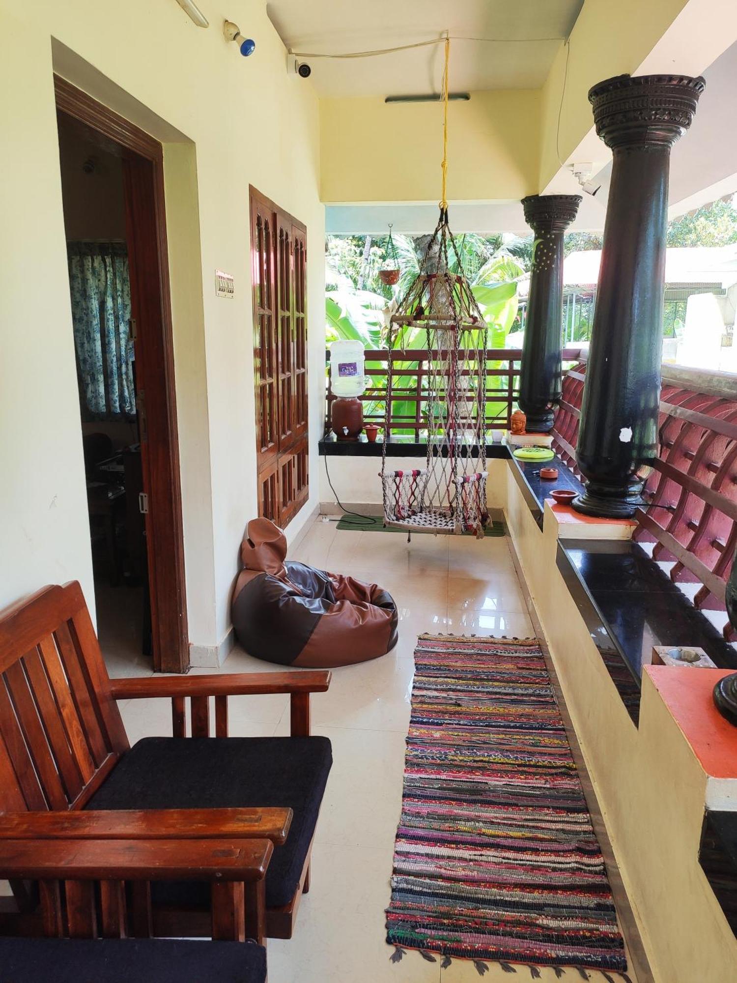 Happy Buddha Homestay Варкала Екстер'єр фото