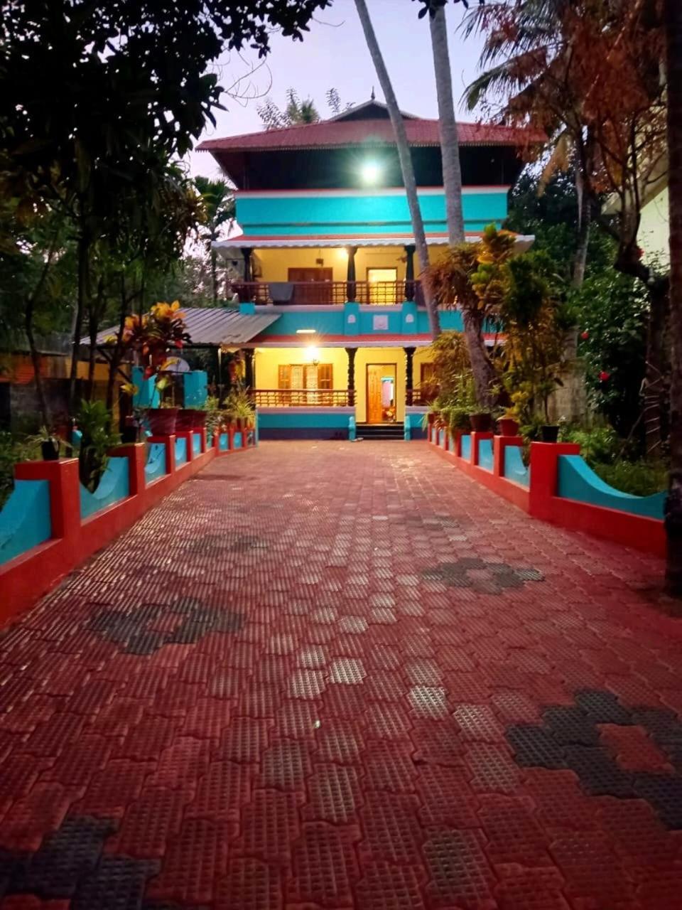 Happy Buddha Homestay Варкала Екстер'єр фото